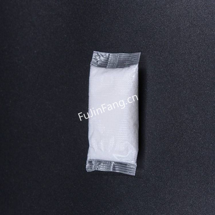 7 grams (customizable) can be automatically unpacked upon contact with liquid, with a 200x magnification and a portable urine bag coagulant small package