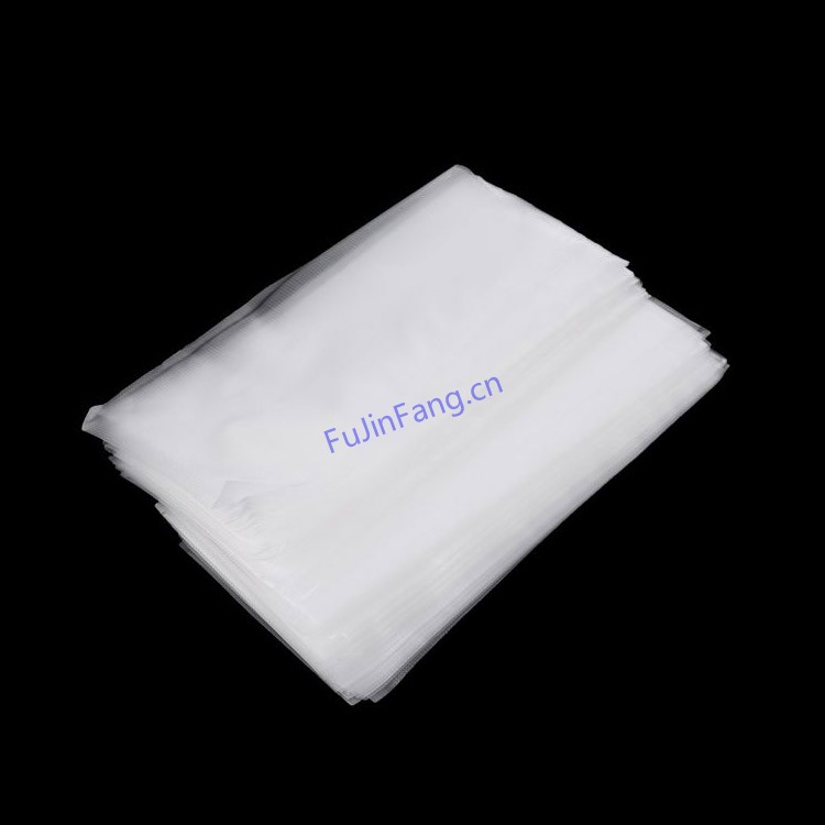 A water-soluble liquid packaging bag with strong tensile strength that can break in 20 seconds when exposed to water
